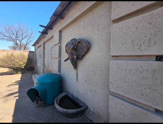 4 BEDROOM HOUSE FOR SALE IN MANTEVREDE